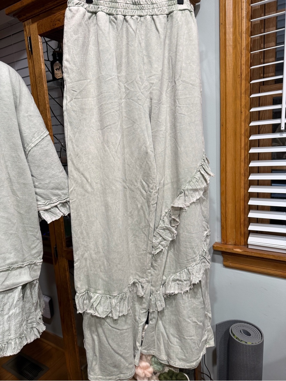 Light Sage Ruffle Set - Picture 8 of 10